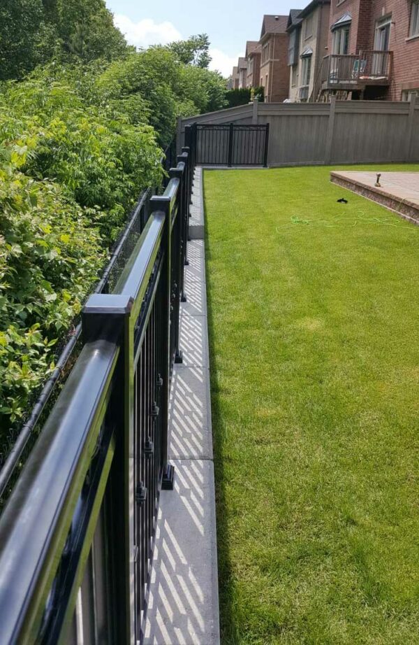 Aluminum Glass Railings Installed in Chicago