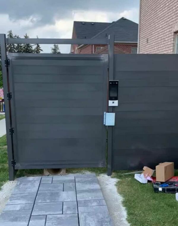 Aluminum Privacy Fence in Fairfax
