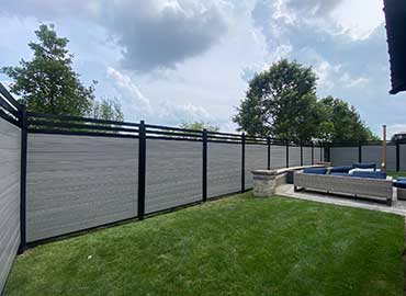 Aluminum-Vinyl-Fence-Instaled-in-New-York